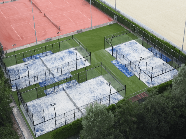 Aanleg padelbaan LTV Best