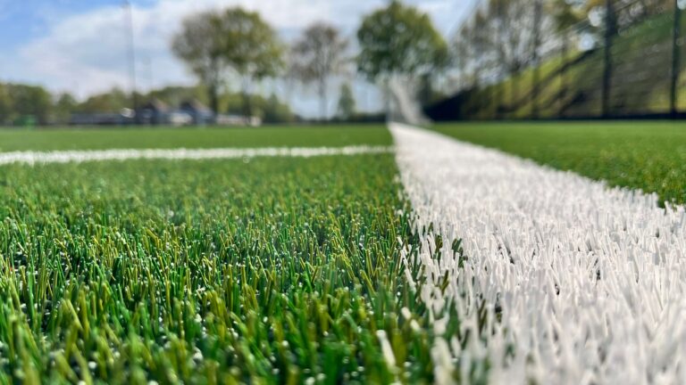 Een voetbalveld aanleggen inkoopvoorwaarden, verkoopvoorwaarden