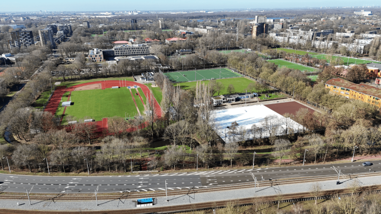 Vier nieuwe korfbalvelden bij korfbalvereniging KVA in Amstelveen. Aangelegd door Finovi