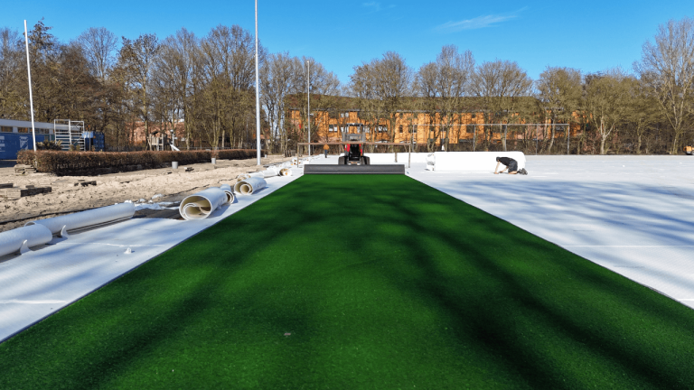 Vier nieuwe korfbalvelden bij korfbalvereniging KVA in Amstelveen. Aangelegd door Finovi