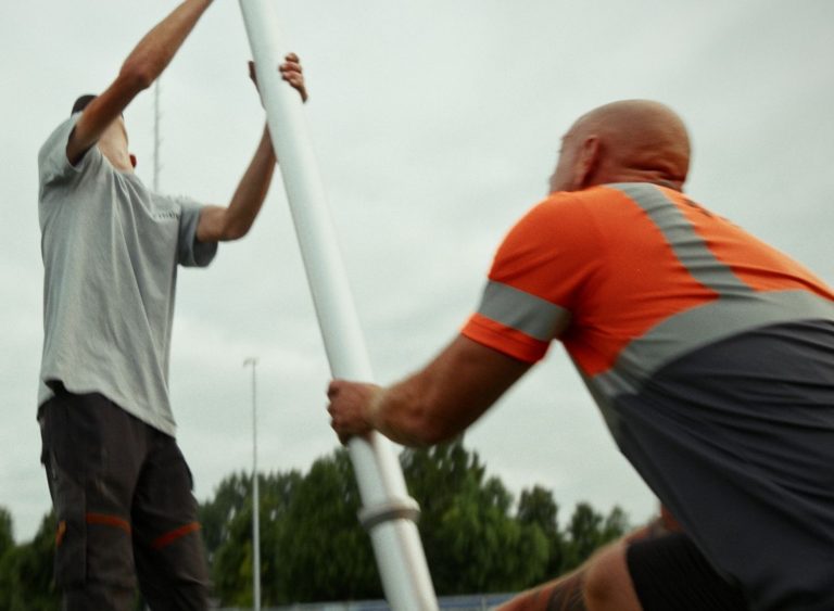 aanleg en onderhoud sportvelden over ons, finovi